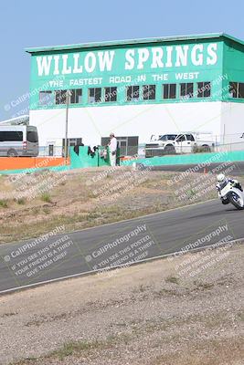 media/Apr-20-2025-AHRMA (Sun) [[393a79c373]]/Race/Group 11 early race/Turn 4b/